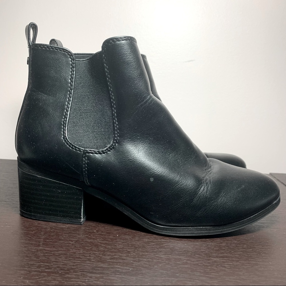 Target Black Leather Chelsea Ankle Boots - 6W